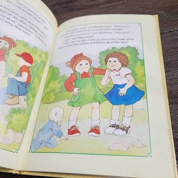 Vintage 80s 1984 Cabbage Patch Kids The Bicycle Race Children's Picture Book - Picture 7 of 14